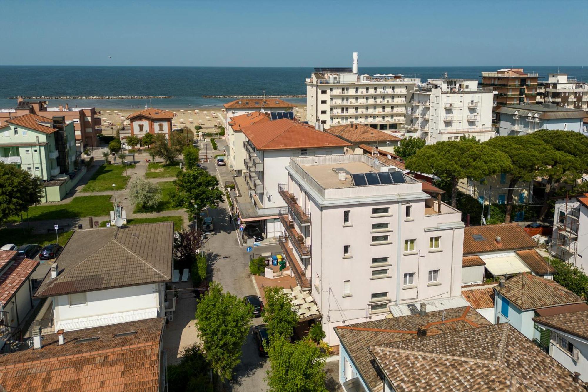 Residence Tre Trilo&Suites Rímini Exterior foto
